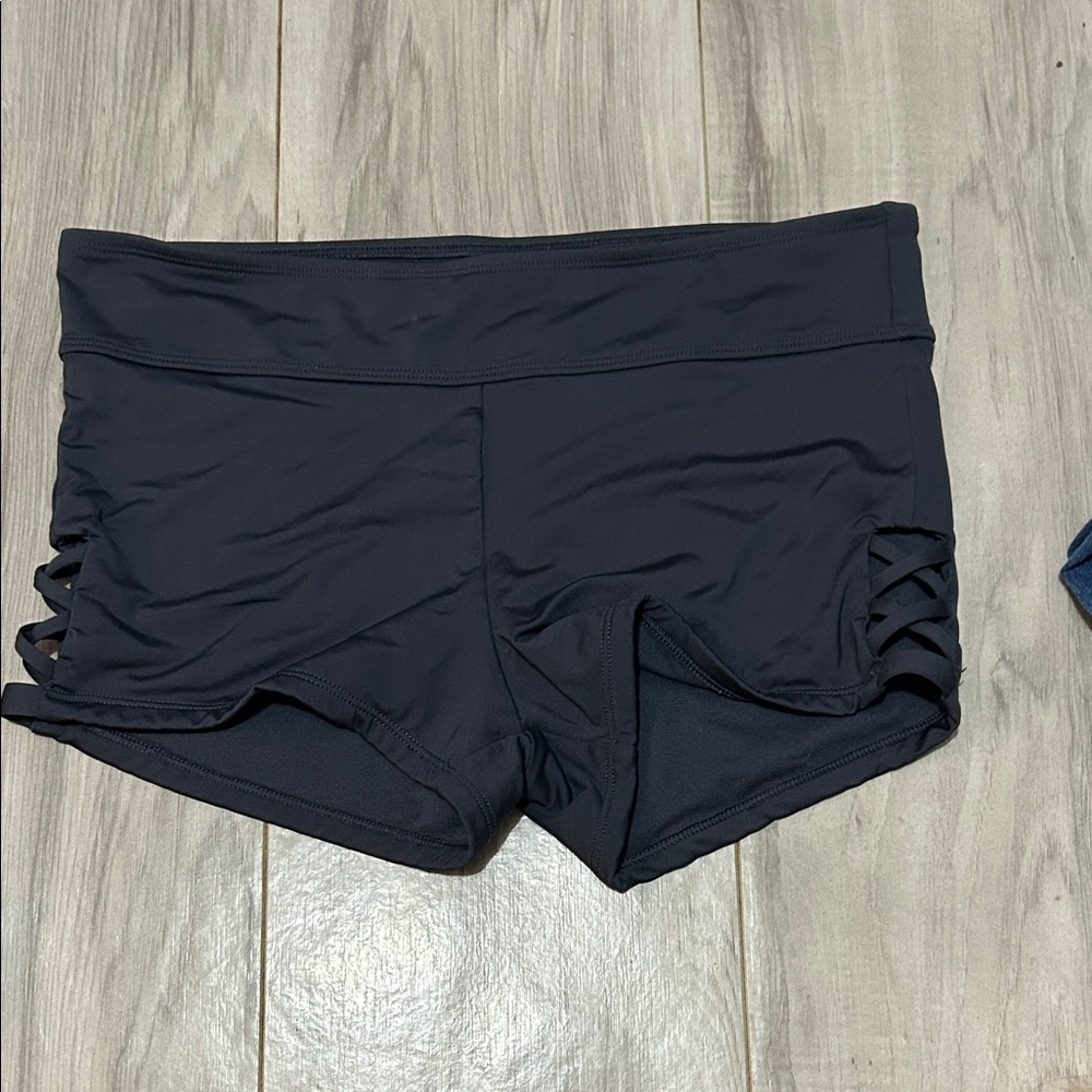 Kona Sol Women's Black Athletic Shorts